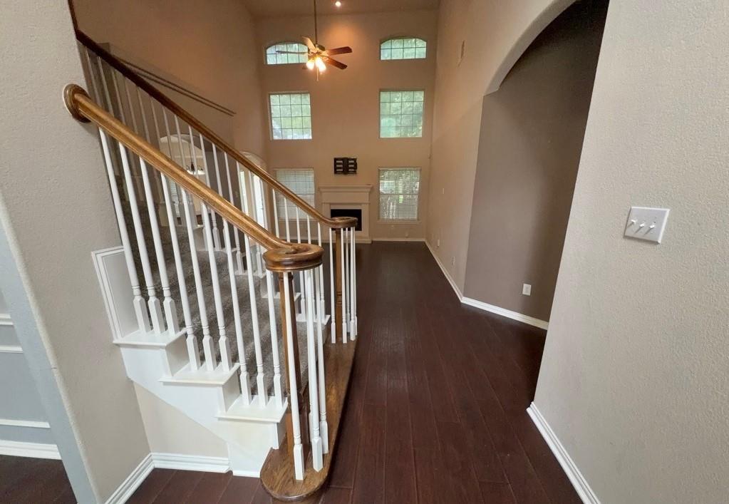 216 Flagstone Drive