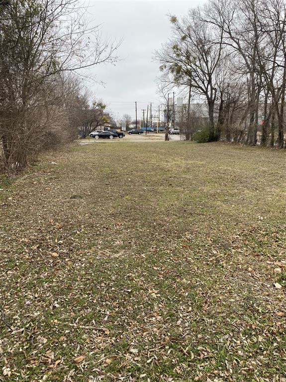 Barnes & Mitchells Grand Ave - Land