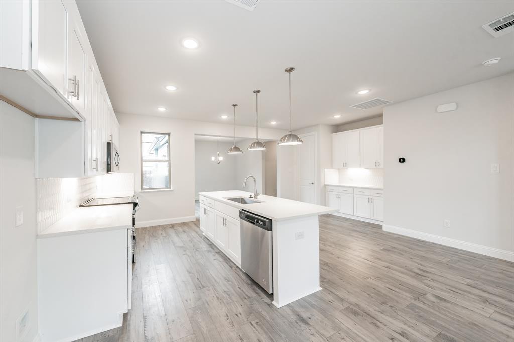 Lake Parc Village - Residential