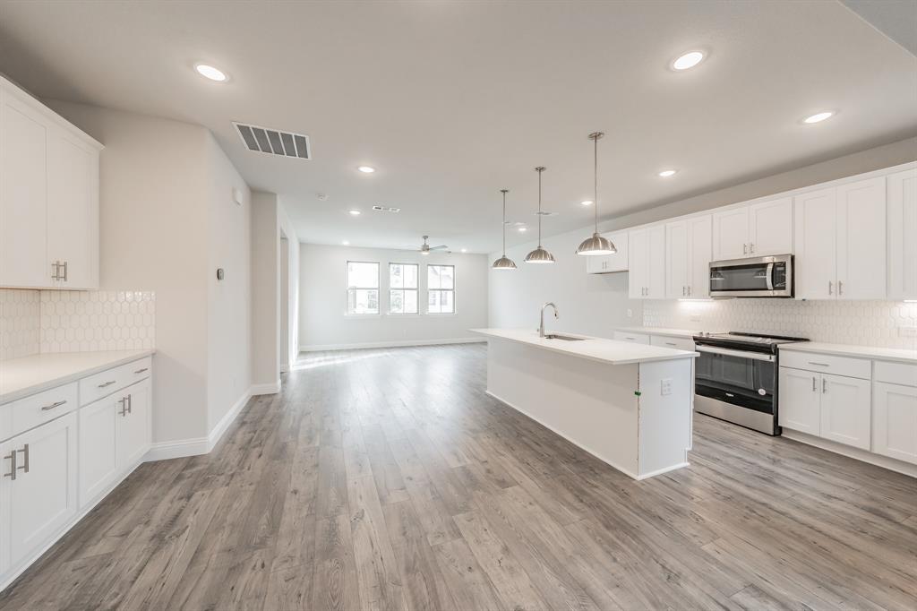 Lake Parc Village - Residential