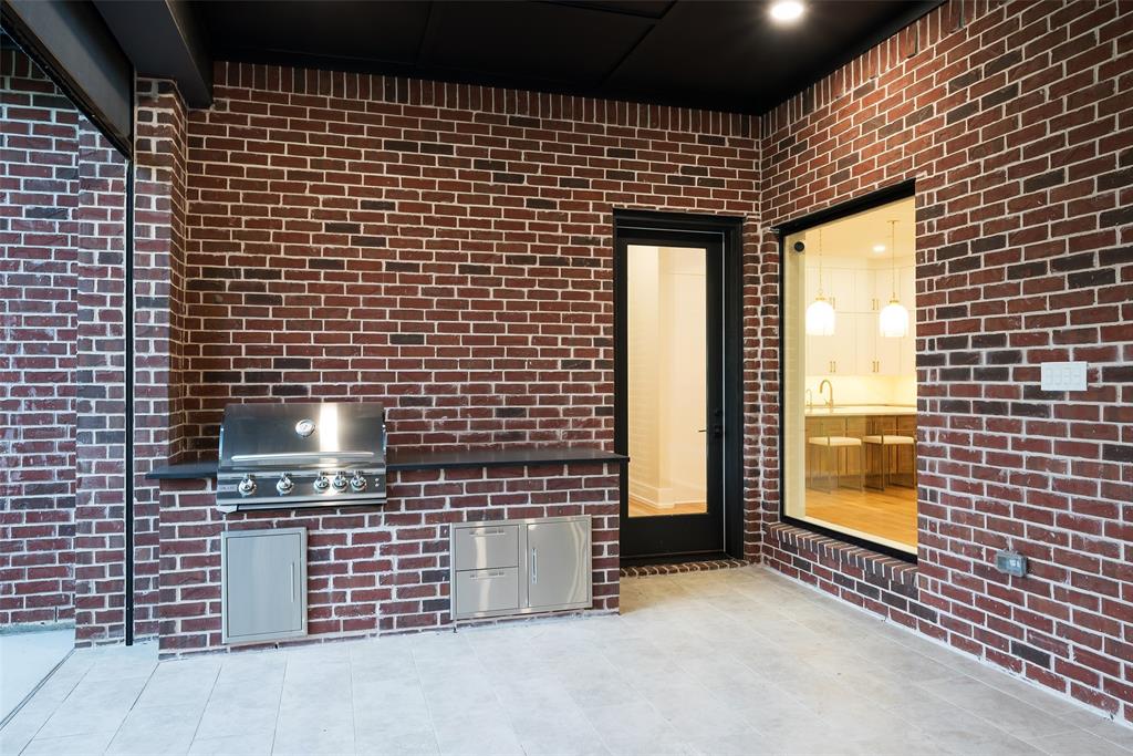 Hockaday Manor #3 - Residential