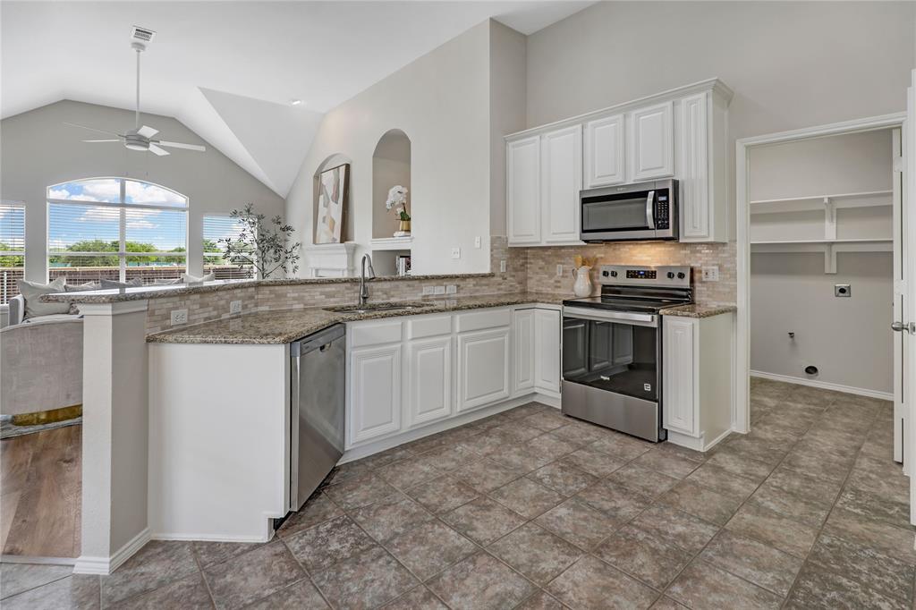 Stone Canyon Ph 1 - Residential