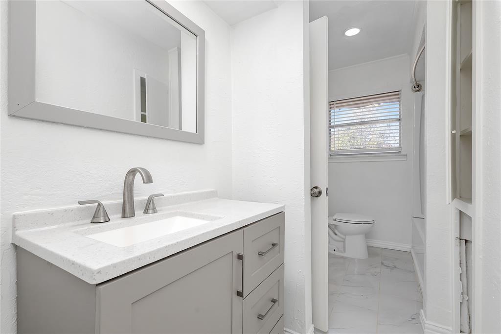 Glenview - Residential Lease