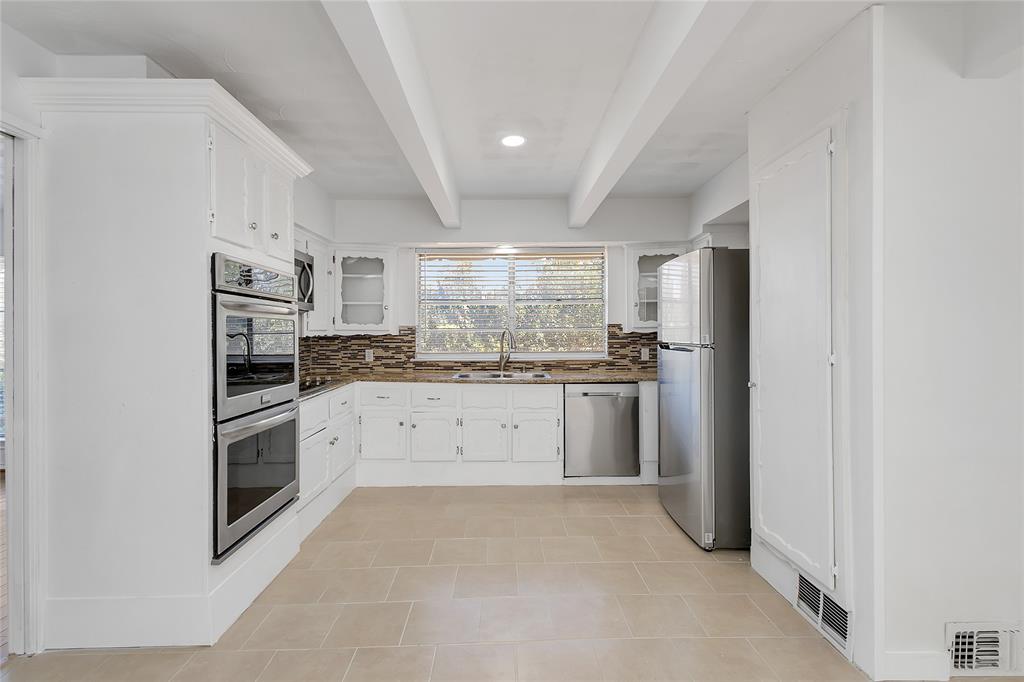 Glenview - Residential Lease