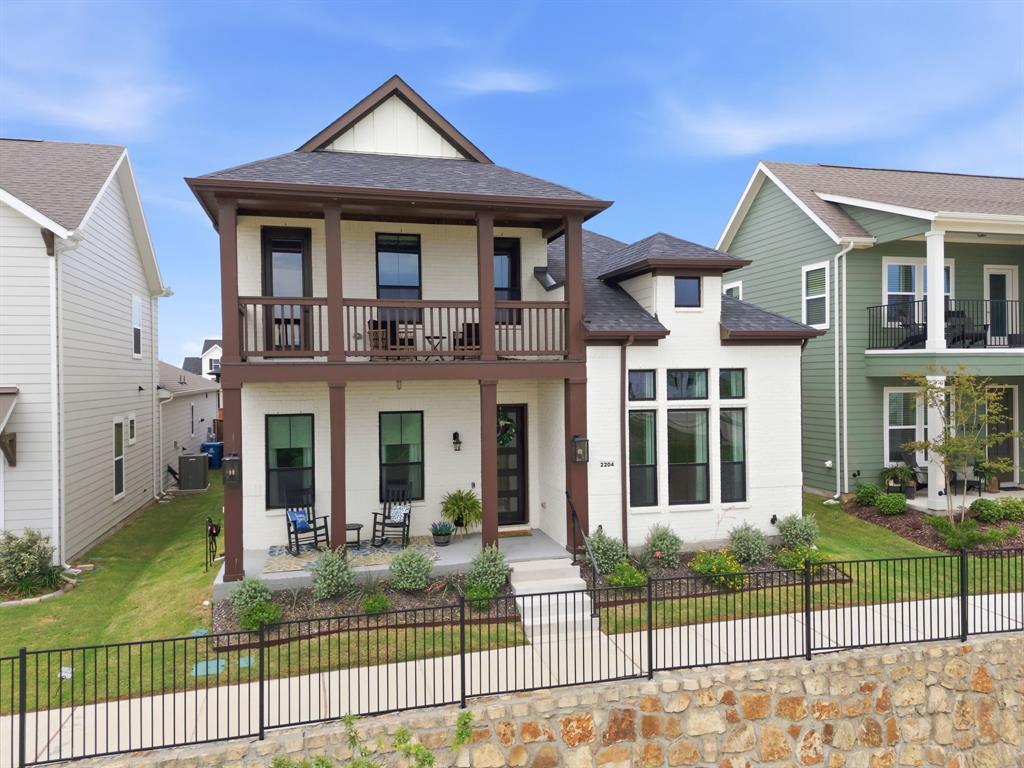 2204 Sternpost Mews