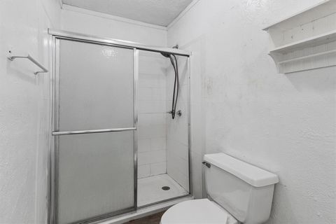 Tiny photo for 922 N Buffalo Avenue, Cleburne, TX 76033 (MLS # 21101087)