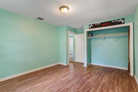 Tiny photo for 922 N Buffalo Avenue, Cleburne, TX 76033 (MLS # 21101087)