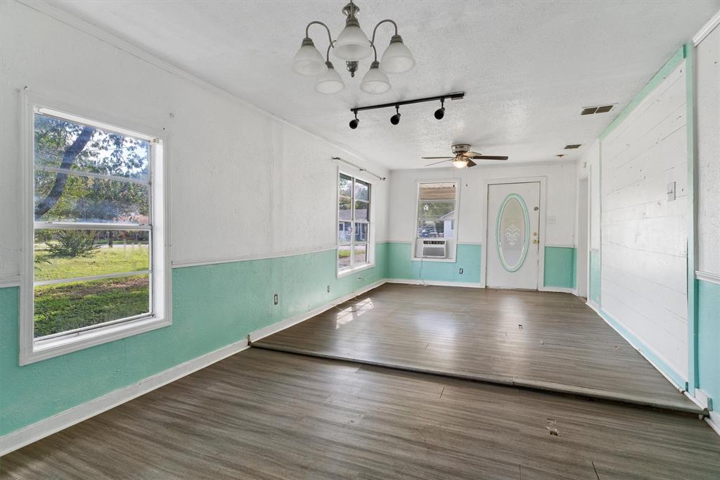 Original Cleburn - Residential