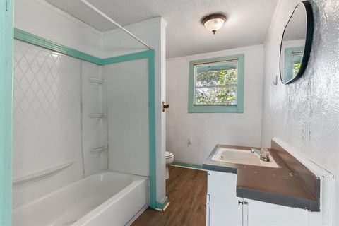 Tiny photo for 922 N Buffalo Avenue, Cleburne, TX 76033 (MLS # 21101087)