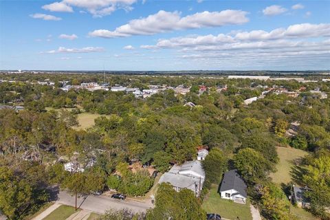 Tiny photo for 922 N Buffalo Avenue, Cleburne, TX 76033 (MLS # 21101087)