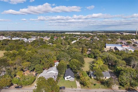 Tiny photo for 922 N Buffalo Avenue, Cleburne, TX 76033 (MLS # 21101087)