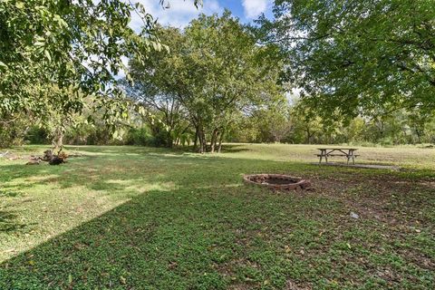Tiny photo for 922 N Buffalo Avenue, Cleburne, TX 76033 (MLS # 21101087)