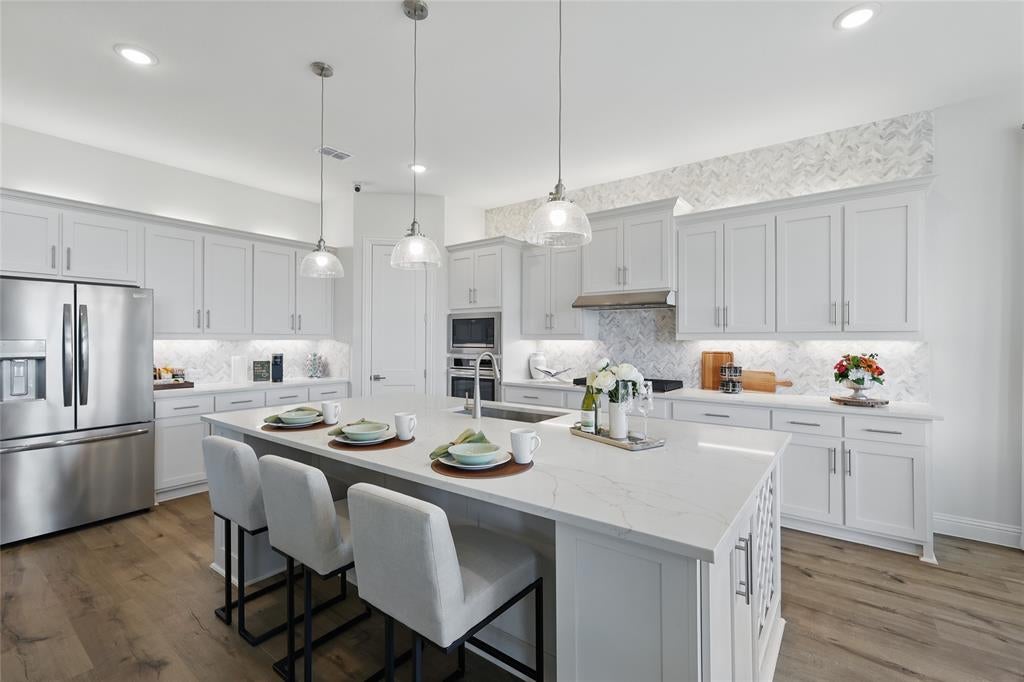2253 Garnet Drive