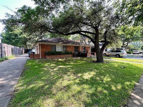 Photo of 6205 Saint Moritz Avenue, Dallas, TX 75214 (MLS # 21328673)