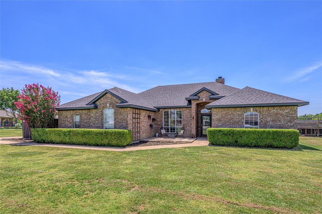 735 Meadowview Circle