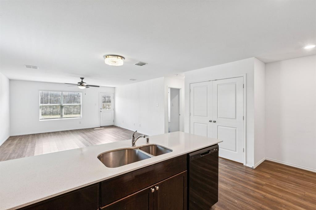 Trinity Xing Ph 4 - Residential