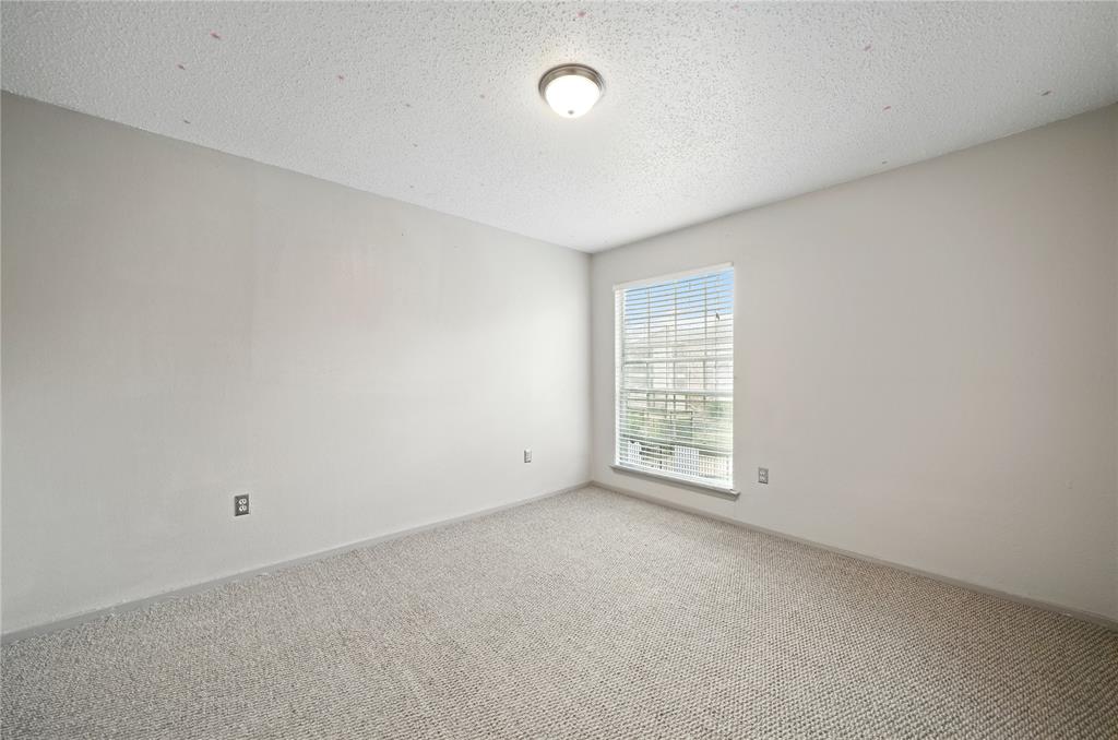 Creekbend Condo Ph 01-06 - Residential Lease