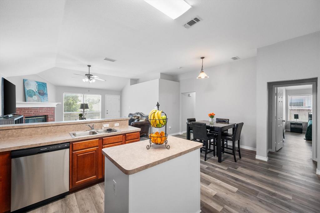 7321 Grass Valley Trail