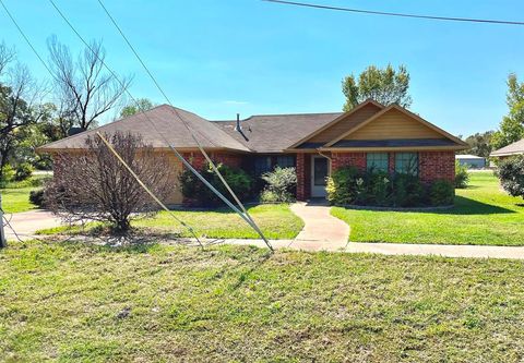 505 E Broad Street Forney TX 75126