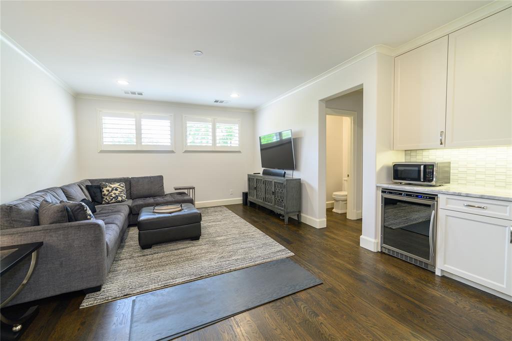 Linwood Place - Residential