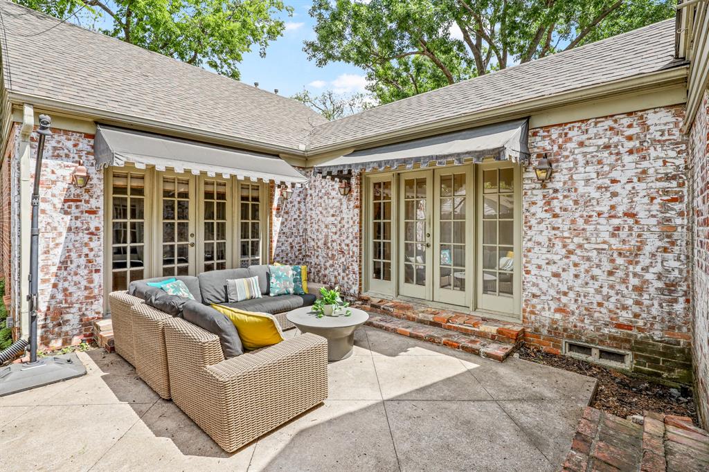 Ballard Burghers - Residential