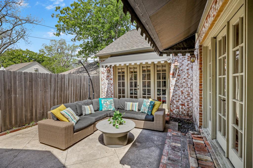 Ballard Burghers - Residential