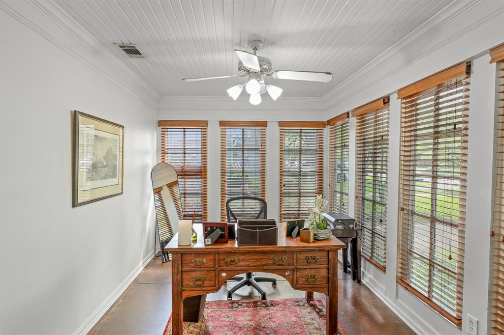 6011 Mccommas Boulevard