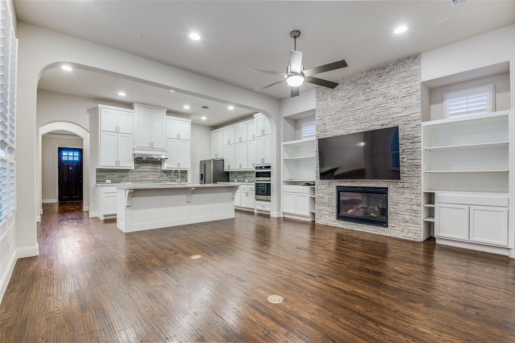 1115 Hampstead Lane
