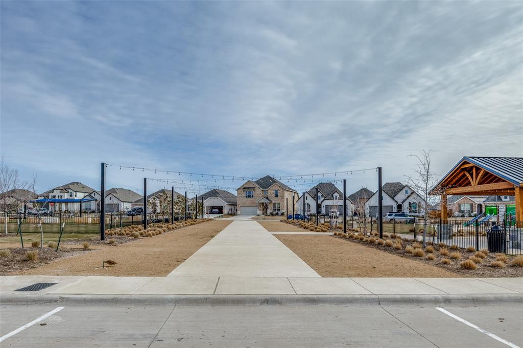 3809 Paradise Way