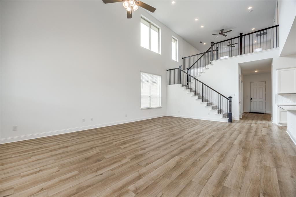 3809 Paradise Way