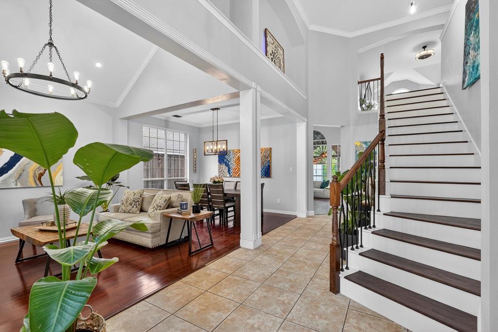 435 Arrowhead Drive