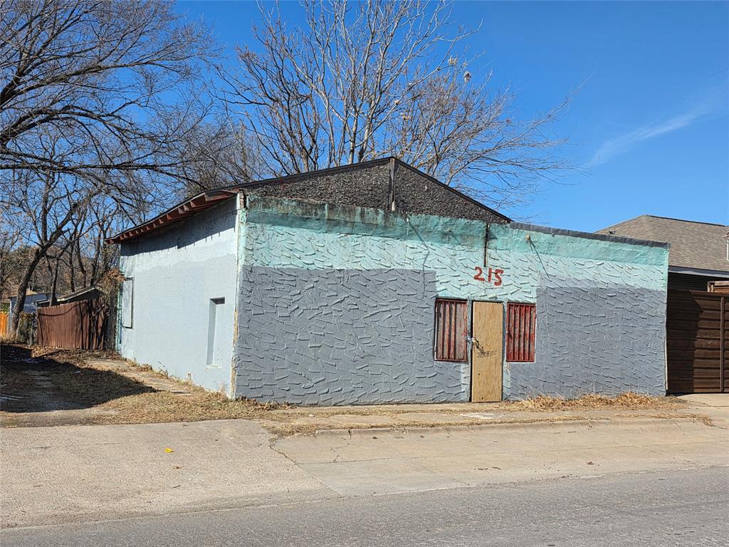 Dallas Land & Loan 02 - Commercial Sale