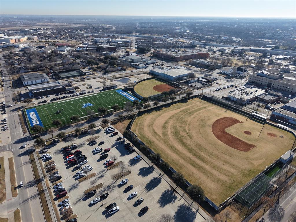 Dallas Land & Loan 02 - Commercial Sale