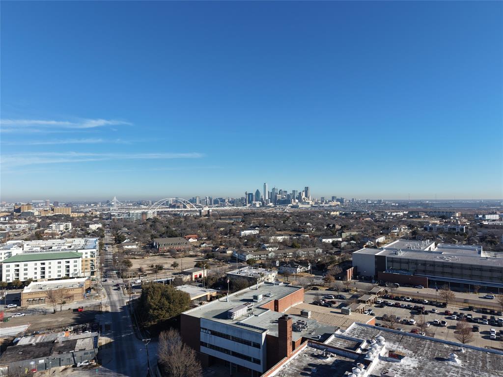 Dallas Land & Loan 02 - Commercial Sale
