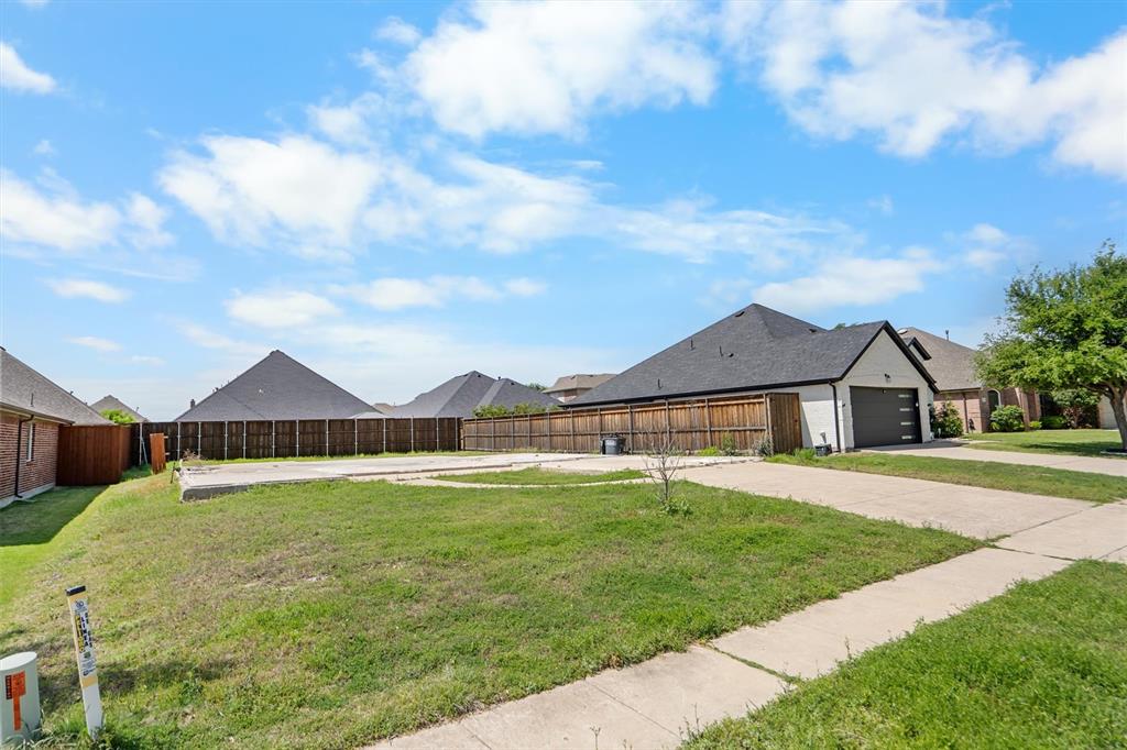 3042 Lakefield Drive