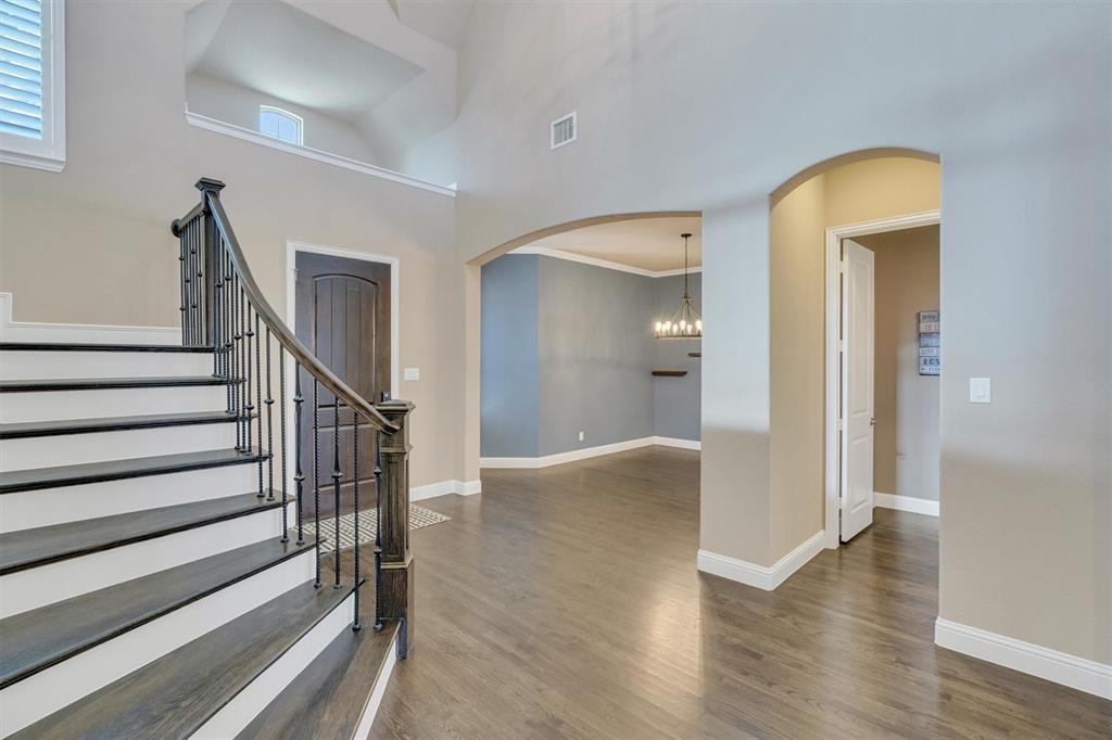 7336 Champagne Drive