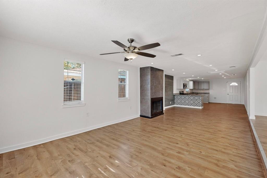 Cloverdale 02 - Residential