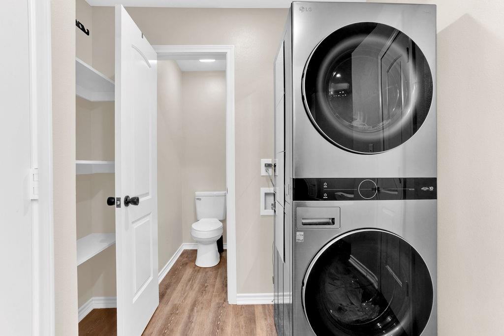 HIDEAWAY LAKE - Residential