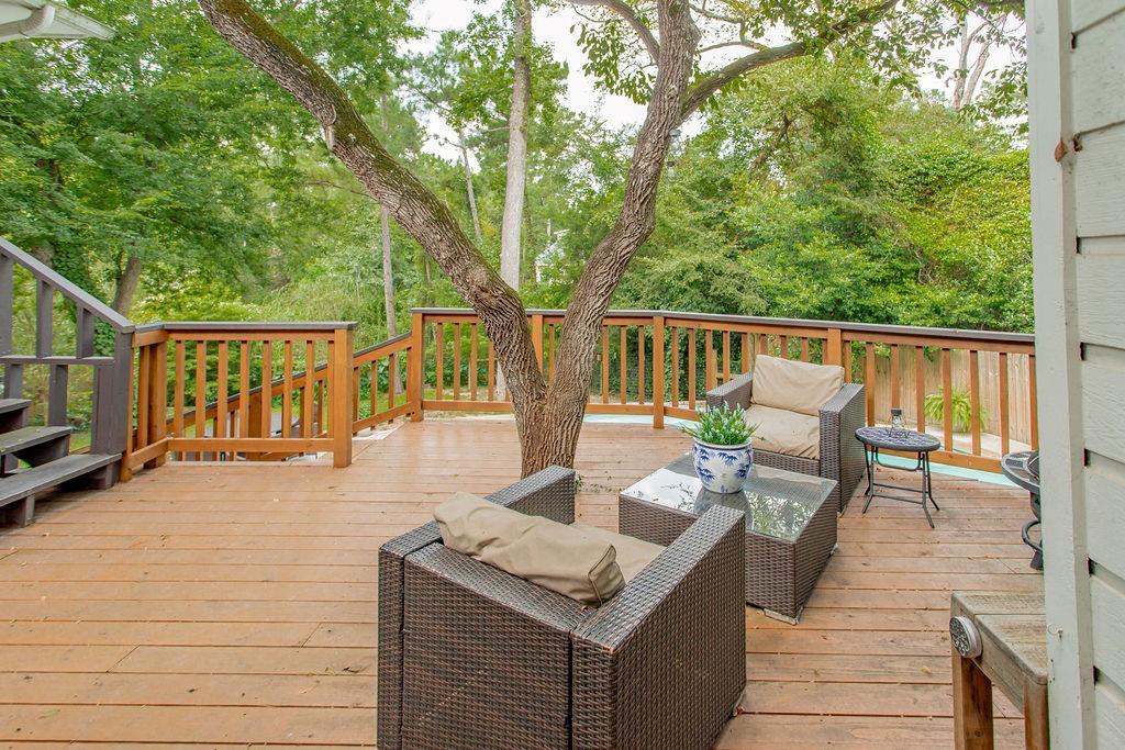 HIDEAWAY LAKE - Residential