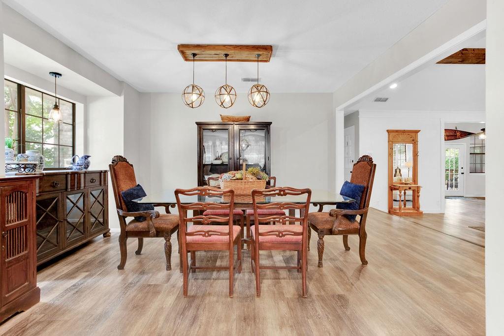 HIDEAWAY LAKE - Residential