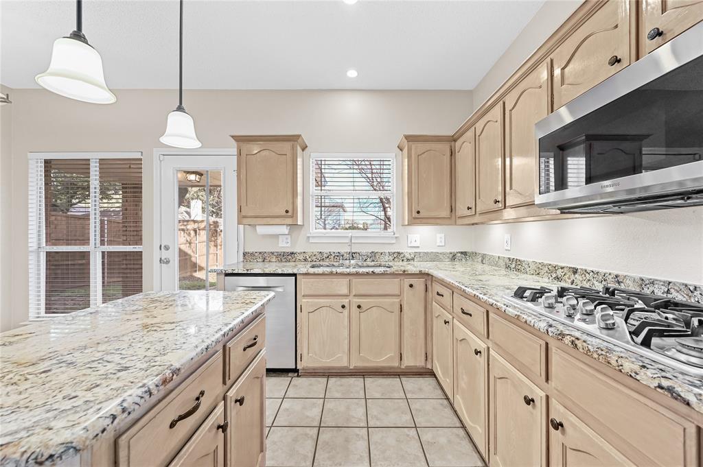 Grapevine, Texas 76051, United States, 3 Bedrooms Bedrooms, ,3 BathroomsBathrooms,Residential,Pending,21552