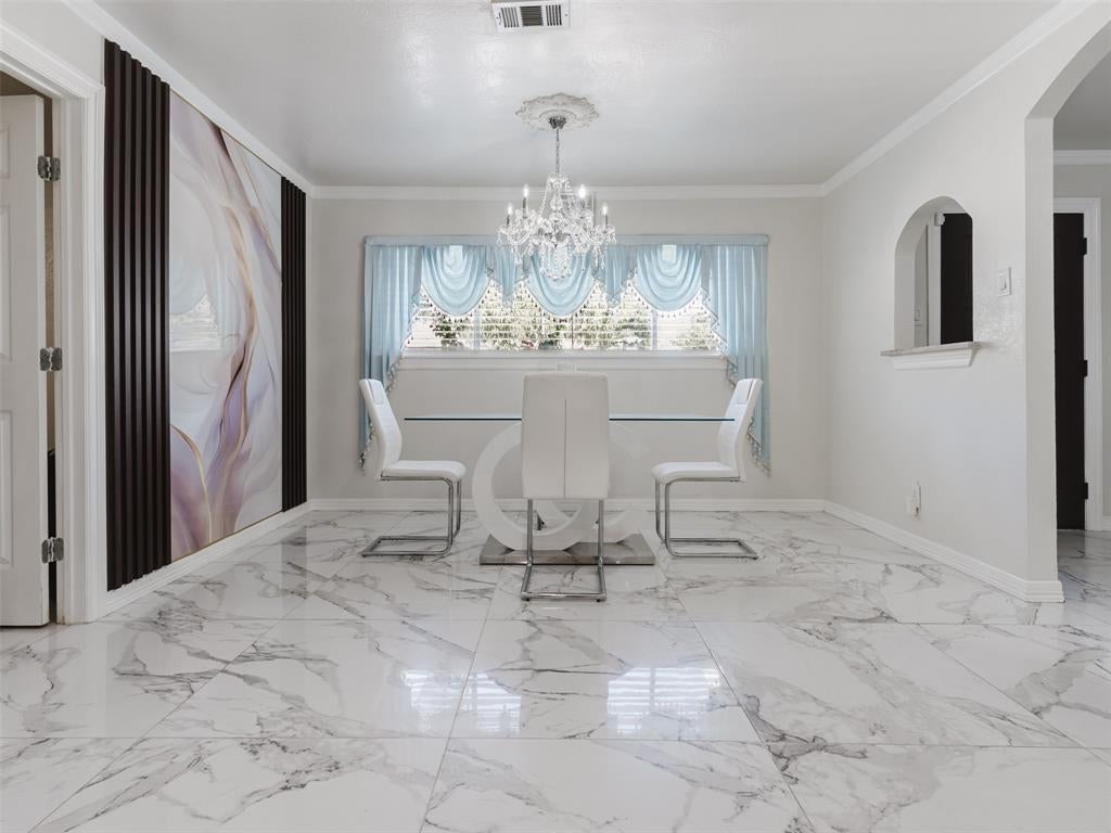 500 Oakwood Drive
