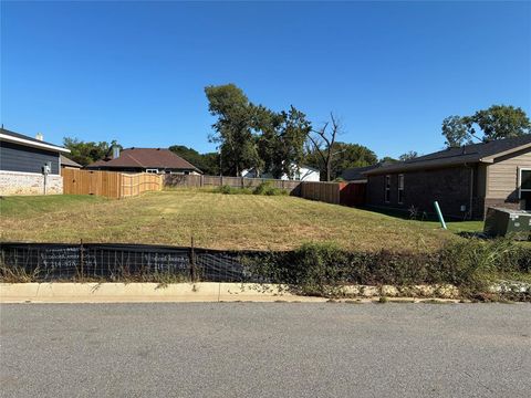 2381 Miller Street Denison TX 75020