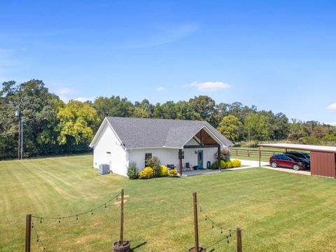 Tiny photo for 95 County Road 2323, Sulphur Springs, TX 75482 (MLS # 21085292)