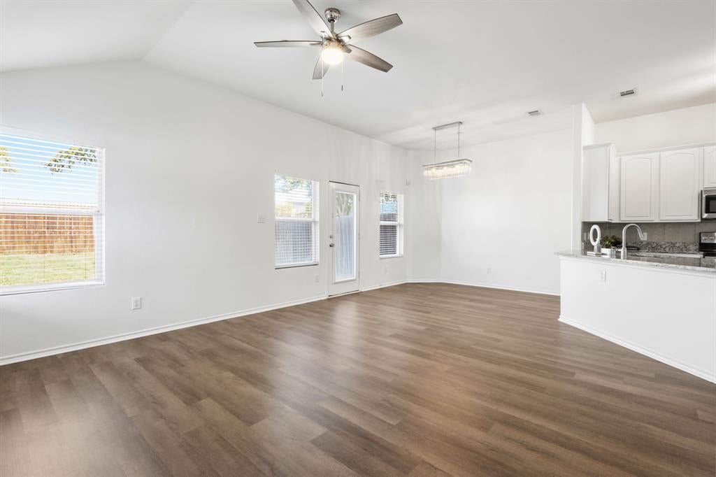 5315 Crimson Oaks Drive