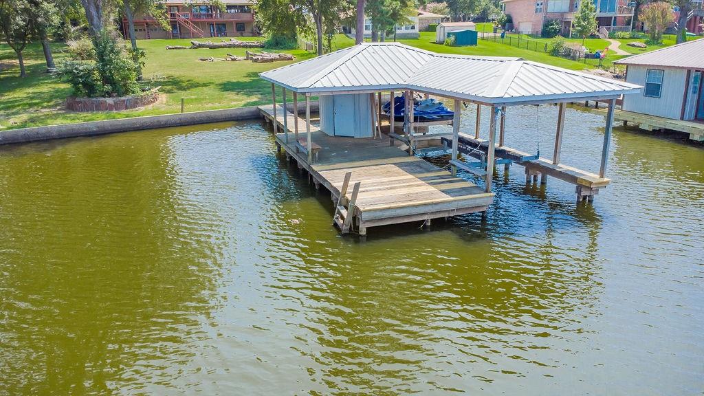 21997 Blue Water Road