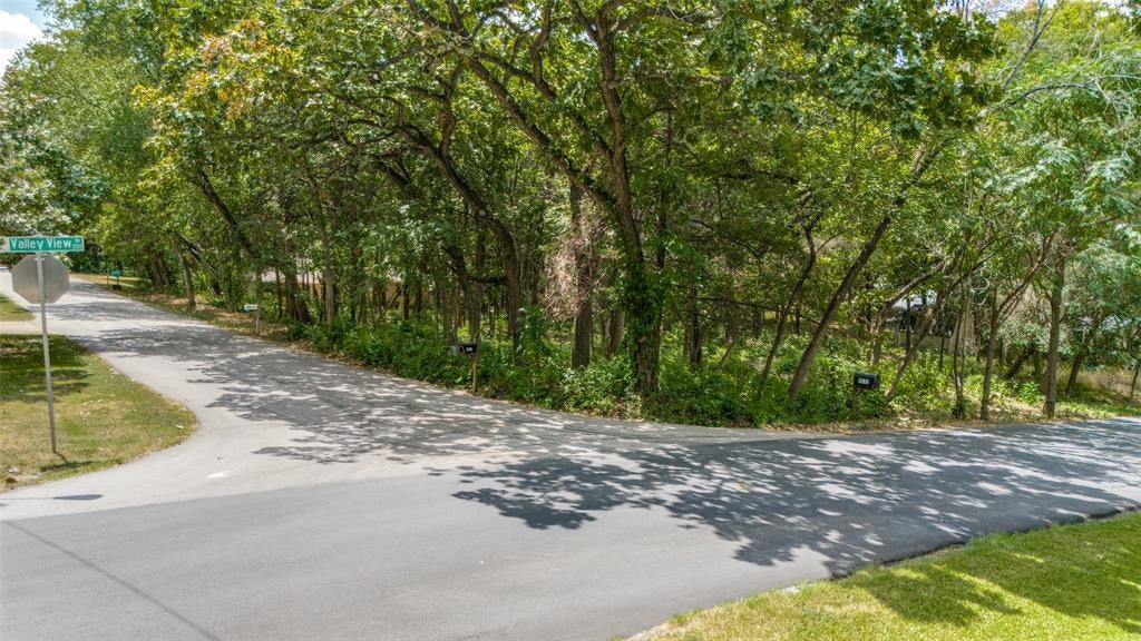 1004 Tanglewood Drive