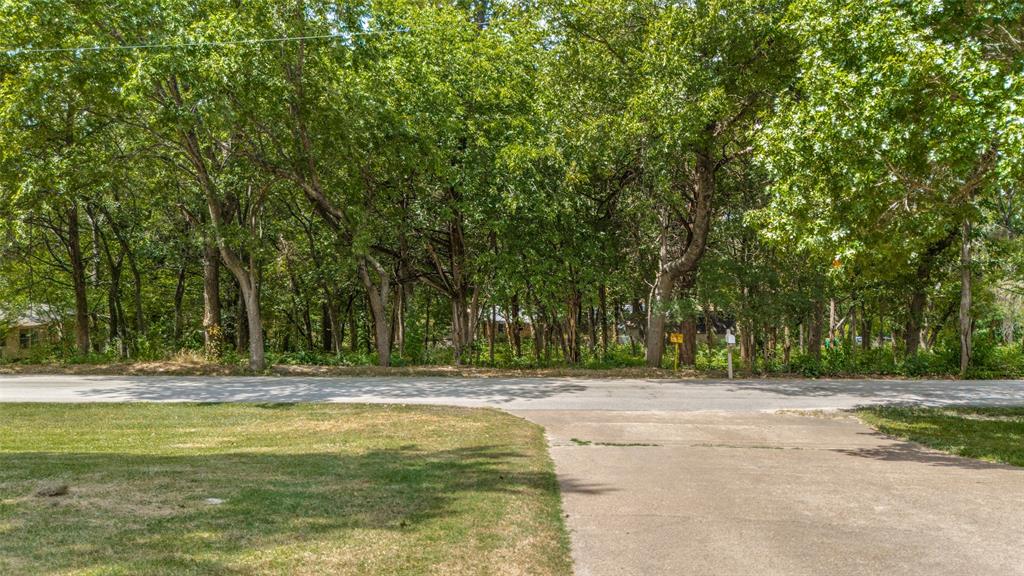 1004 Tanglewood Drive