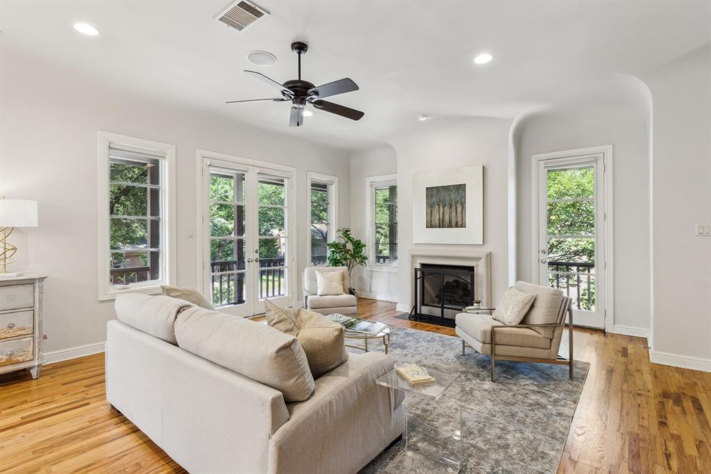 275 Casa Blanca Avenue