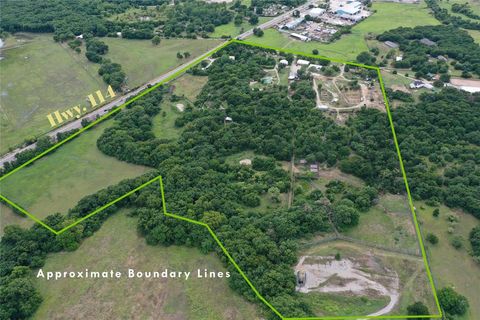3901 E Highway 114 Rhome TX 76023